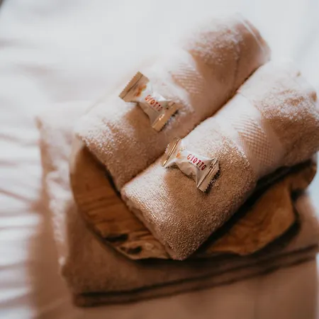 Appartement Llr Design - Sepia Toffee Im Zentrum Von